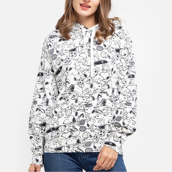 Levi's Peanuts Snoopy All Over Print Relaxed Fit Hoodie - Picture 3 of 15
